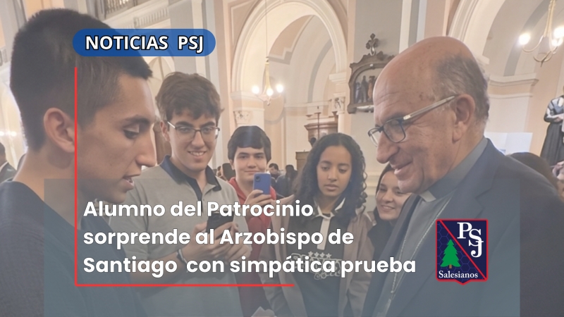 Alumno del Patrocinio sorprende al Arzobispo de Santiago con simpática prueba